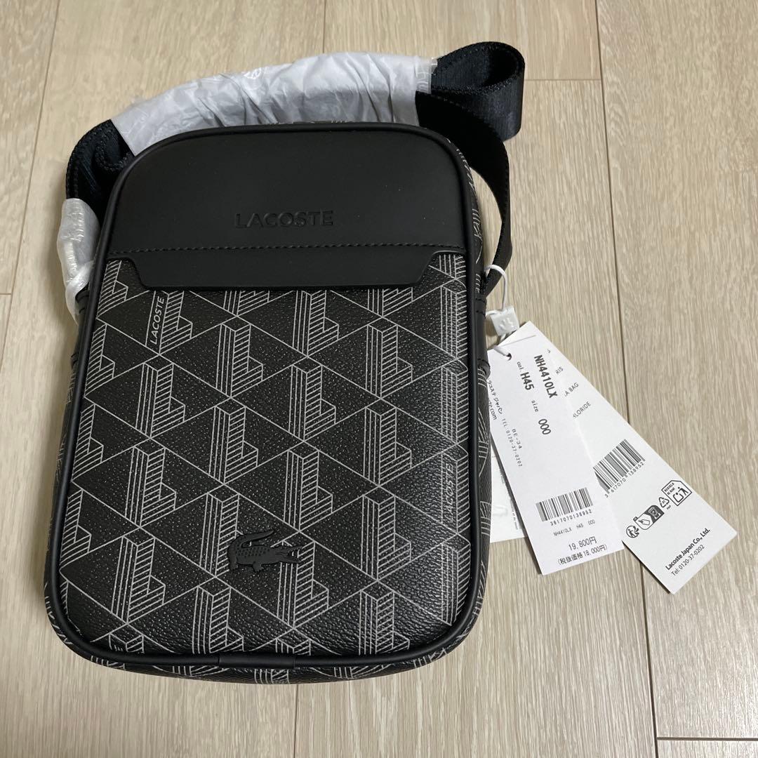 LACOSTE モノグラムバーティカルショルダーバッグ【新品•未使用】ラコステ