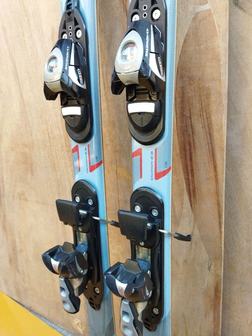 サロモン　SALOMON　VERSE 7W スキー板 青　ブルー