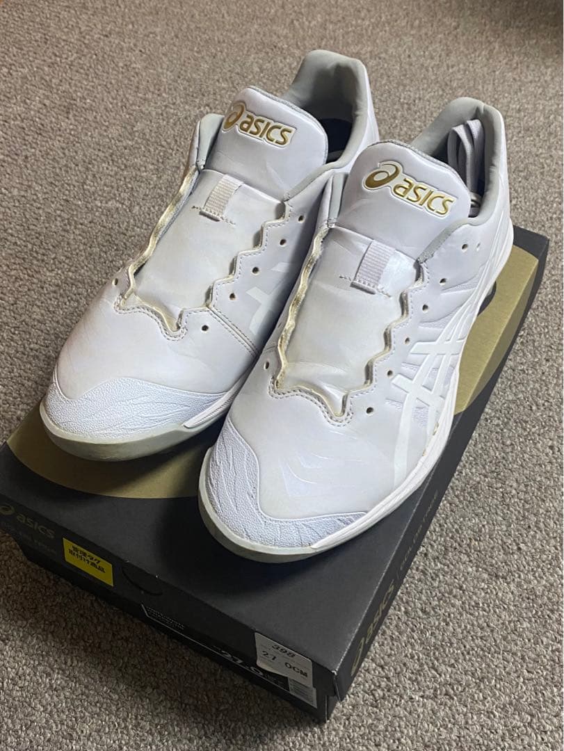 送料込み　アシックス　ポイントスパイク　ホワイト【元箱有】