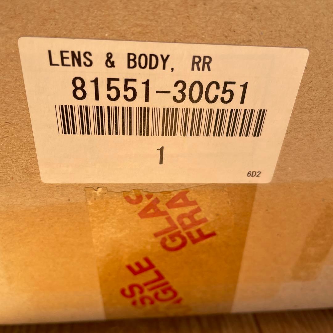 クラウン　GRS200 右テールランプ　ICHIKOH30-370