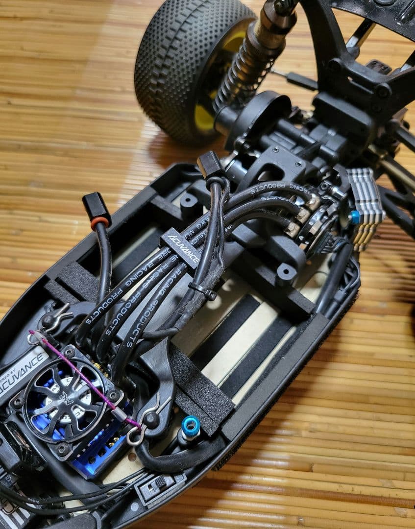 京商　KYOSHO　アルティマRB7　シャーシ　オフロードカー　マッチモア