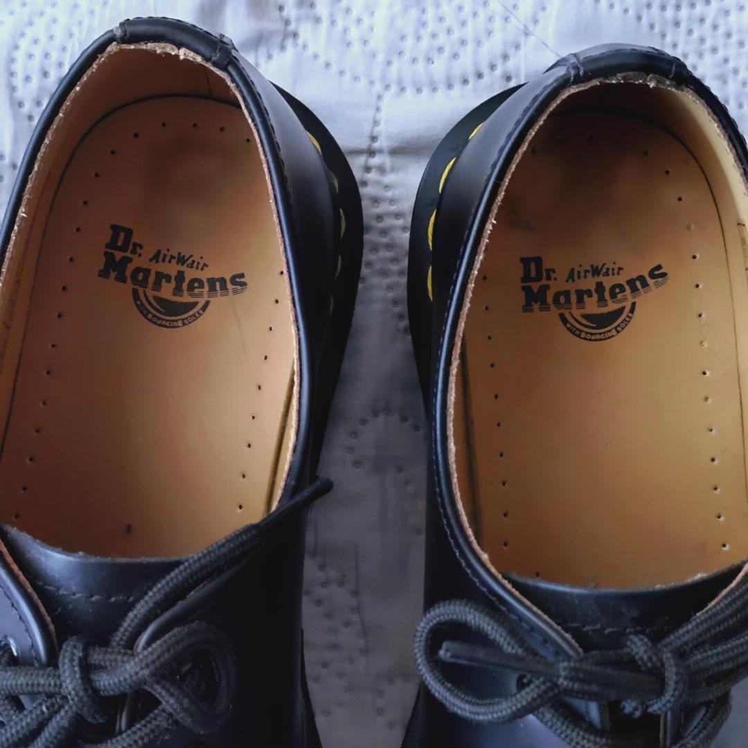 ☆美品☆　Dr. Martens 　スリーホール　黒レースアップ靴