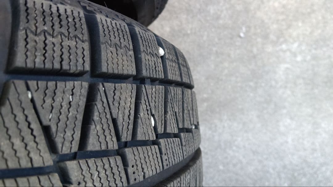 16インチ スタッドレス タイヤホイールセット 205/60R16 4本 送料込