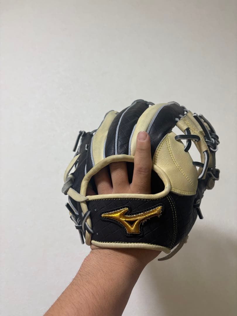 Mizuno 軟式グローブ 黒/クリーム