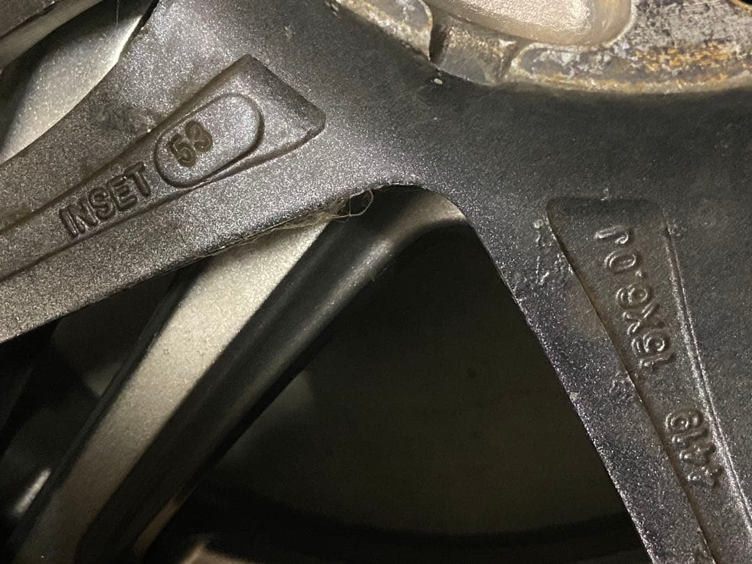 送料込み　15インチ　スタッドレスタイヤとホイールセット