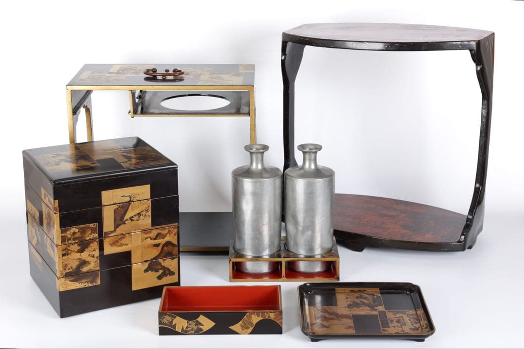 漆塗金蒔絵 野弁当 野点 花見重 重箱 錫製徳利 台付 骨董 古美術漆器　漆