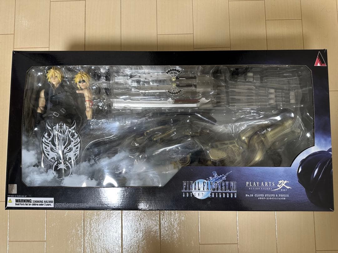 PLAYARTS改 クラウド・ストライフ&フェンリル