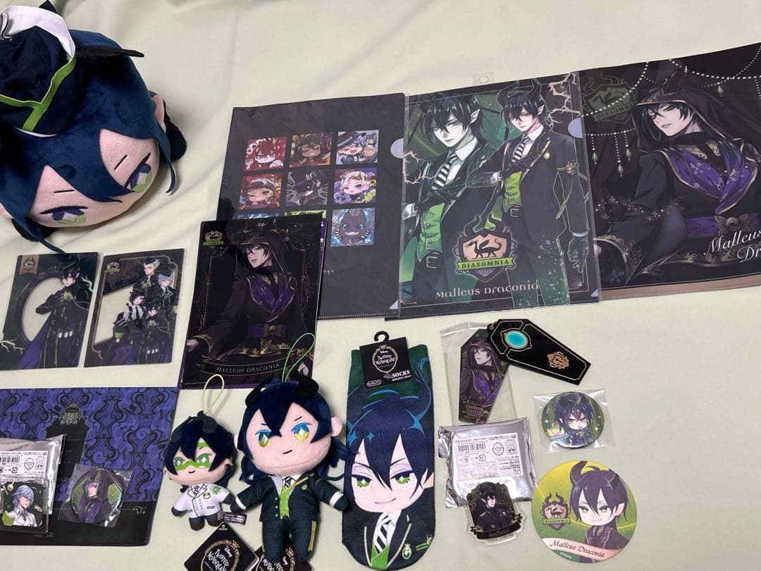 ピンズ・ピンバッジ・缶バッジ Twisted Wonderland Malleus Draconia