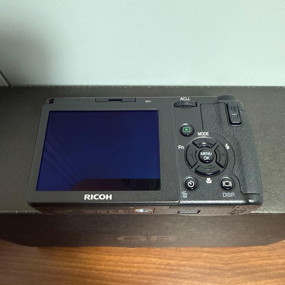 RICOH GR DIGITAL Ⅱ リコー　GR デジタル2