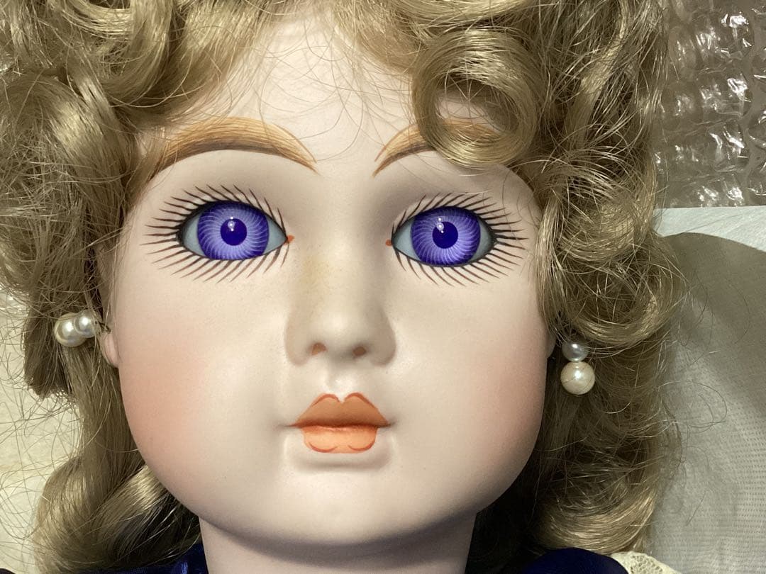 ビスクドール　スタイナー　アンティークドール　ヴァイオレットアイ　 青白ドレス
