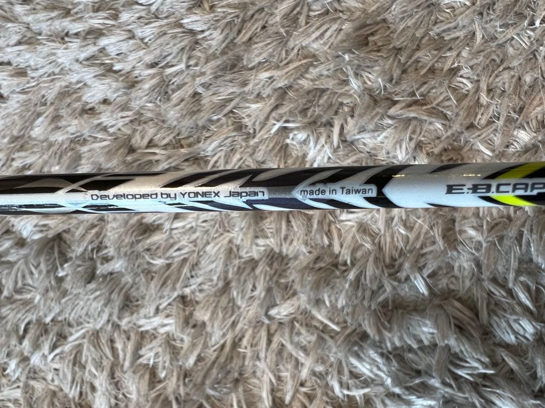 ヨネックス　アストロクス99ゲーム バドミントン　4U G5