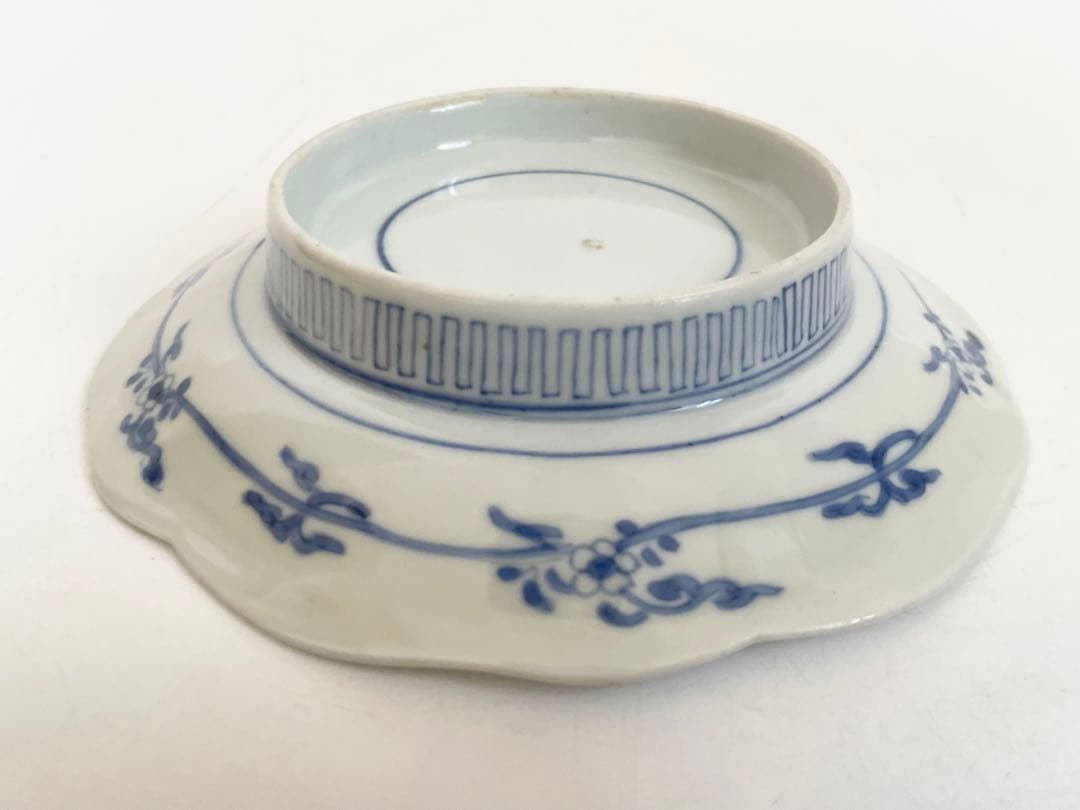 #1骨董　アンティーク　藍柿右衛門　染付　菊雲鶴文様　輪花皿　高脚皿　古伊万里