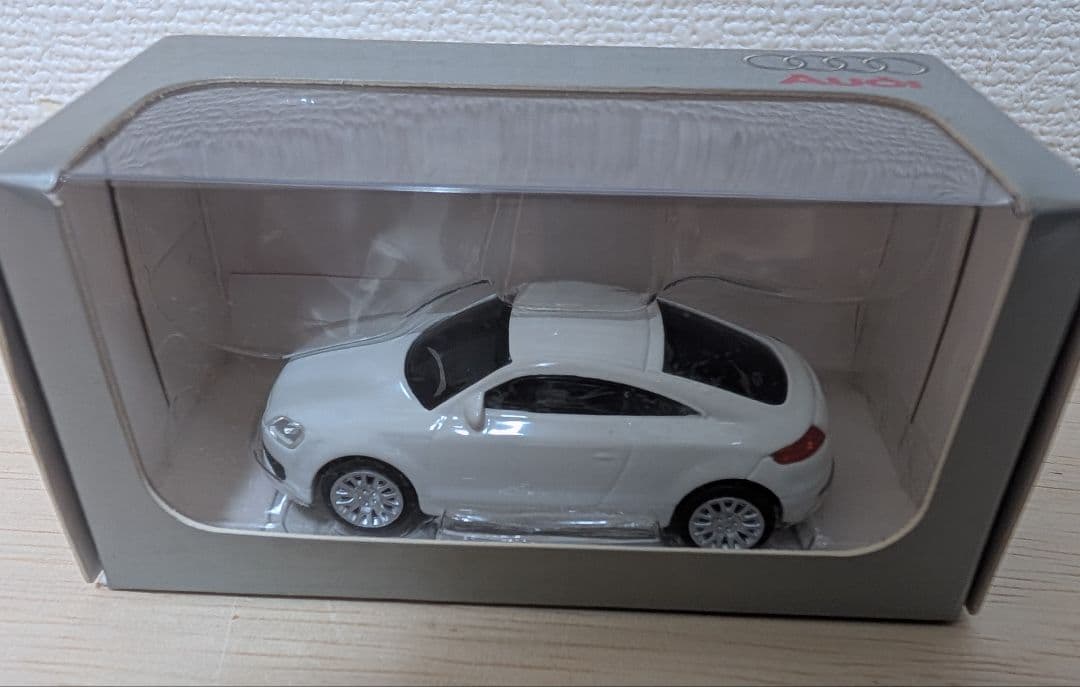 【アウディ純正模型】スパーク アウディ R10 TDI ルマン2006優勝 他