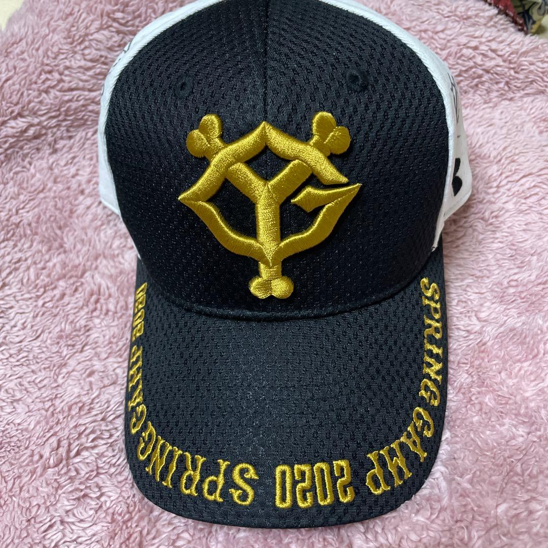 読売巨人　ジャイアンツ　サイン入りキャップ