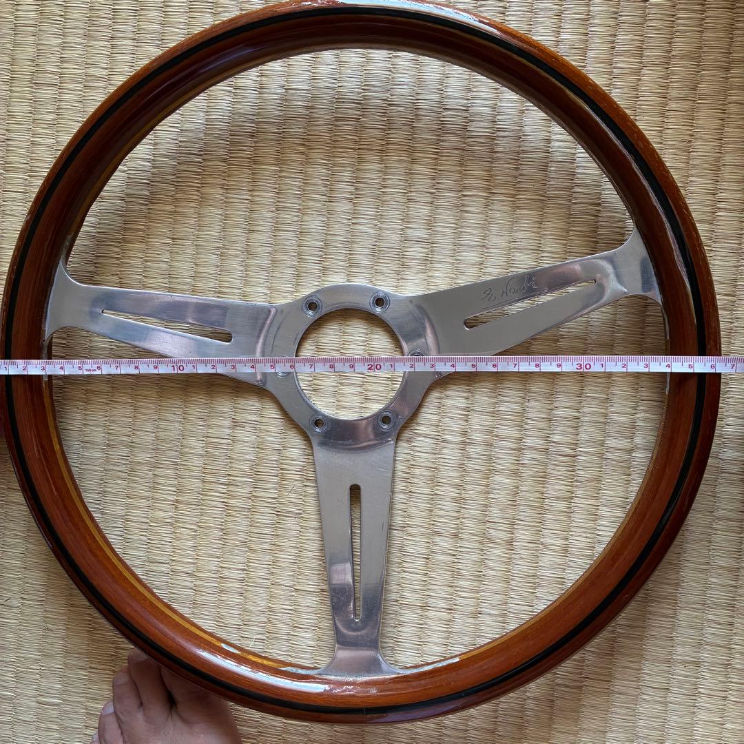 ナルディクラシック　36.5センチ　ホーン二つ付き