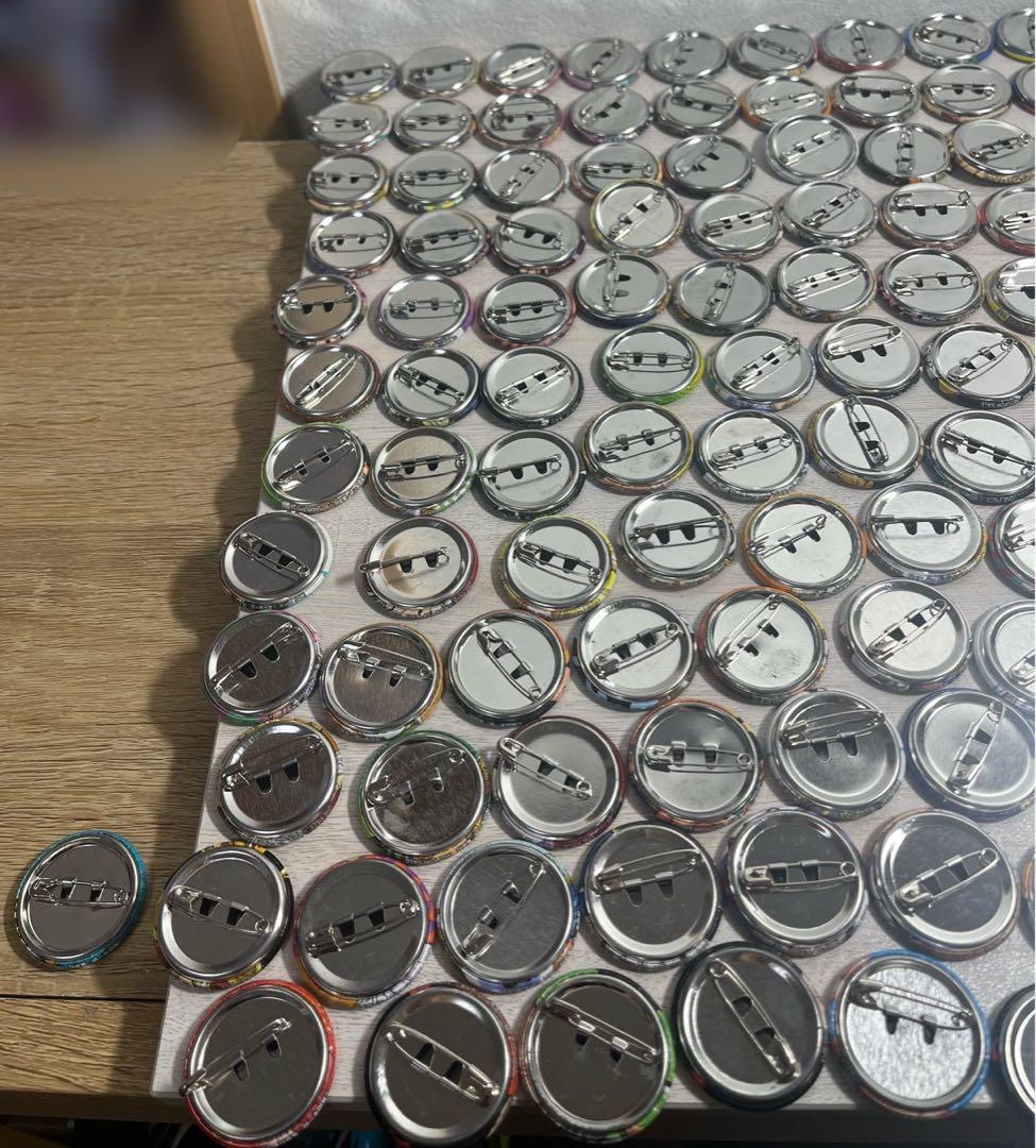 ナツコミ　缶バッジ　ワンピース　大量　約229個