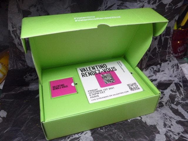 ヴァレンチノのイベント、ランデブーのアートボックスです