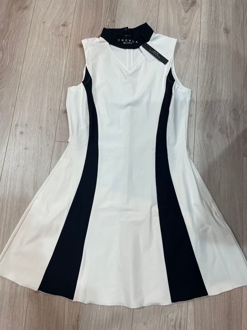 クロノスブラック　ワンピース　ラインドレス　Lサイズ
