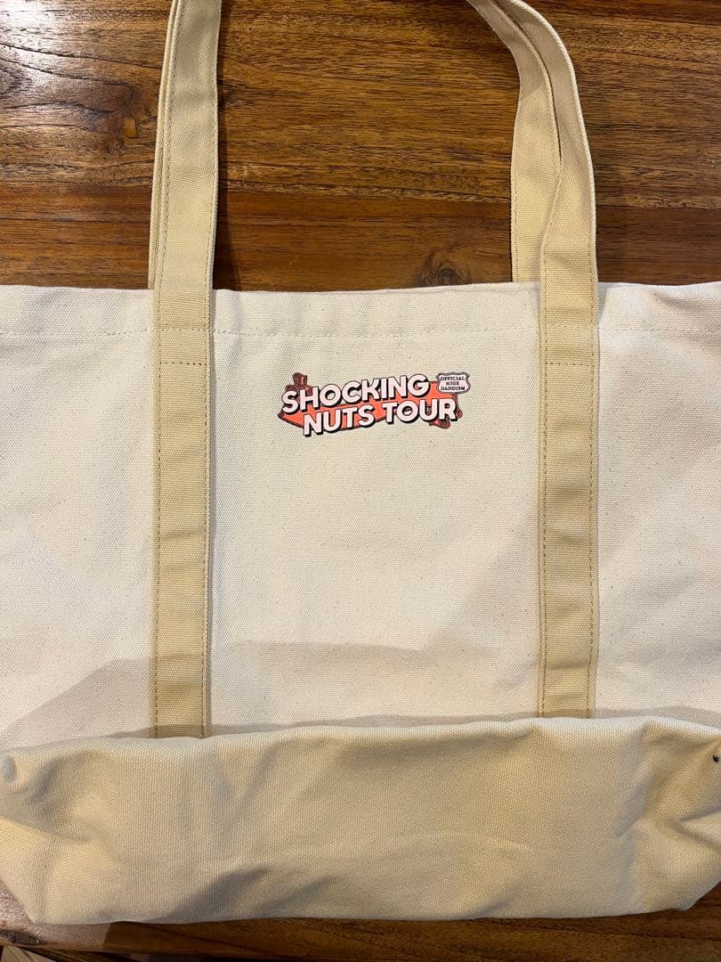 Official髭男dism SHOCKING NUTS TOUR トートバッグ