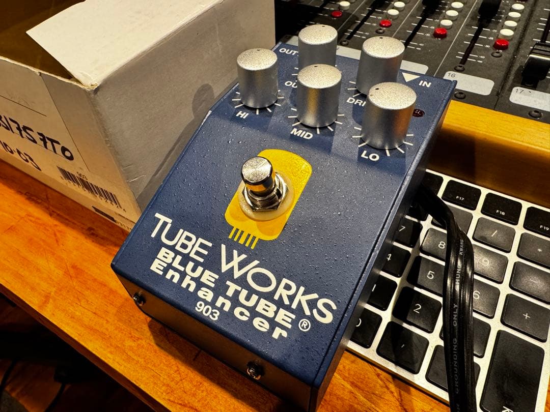 ギター TUBE WORKS BLUE TUBE Enhancer 903
