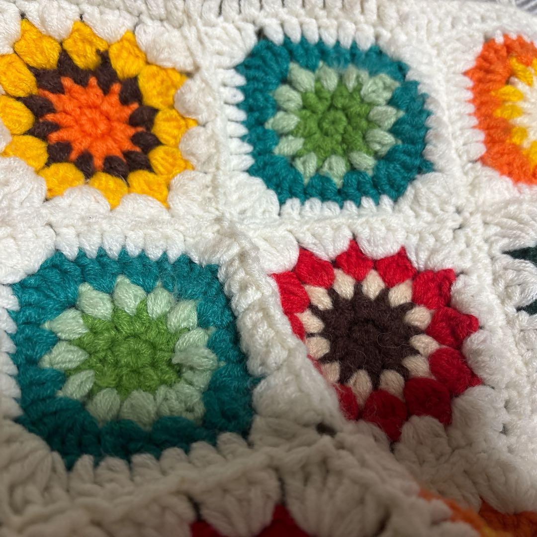 【Freadaフリーダ】グラニースクエアロングカーディガン(かぎ編みニット)