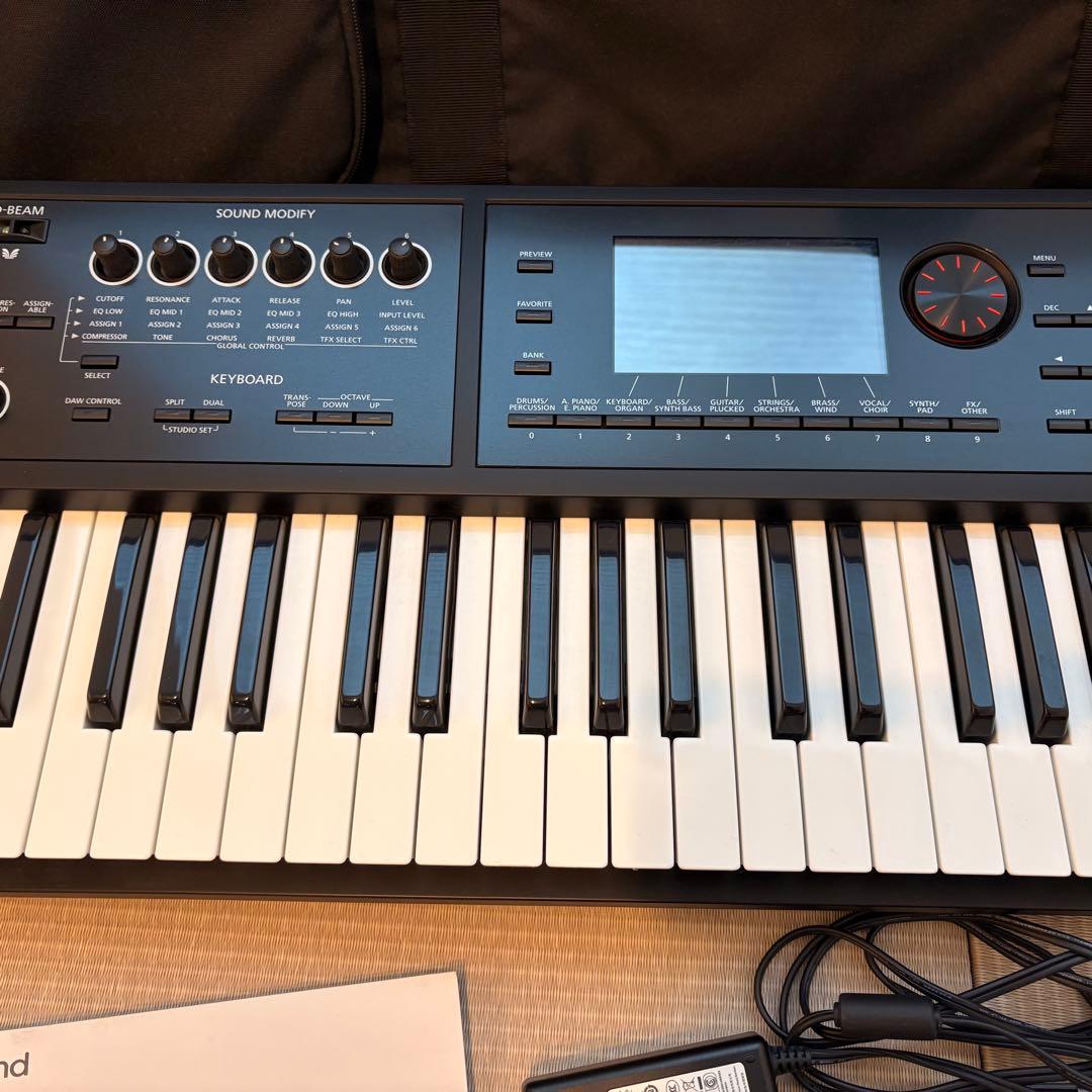 Roland FA-07 キーボード 76鍵盤 シンセサイザー　美品！！