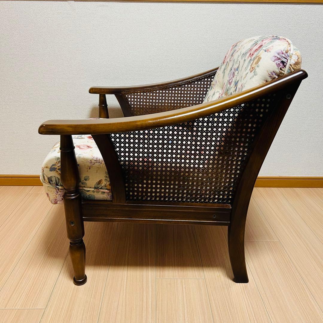 カリモク 1人掛けソファ 藤張り　サイドラタン　高級家具　アンティークチェア