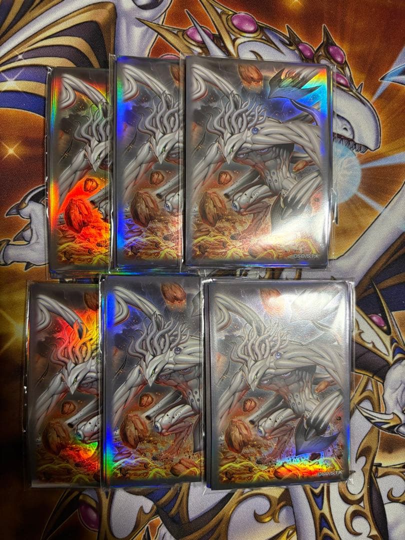 未開封　遊戯王 原始生命態ニビル イラスト違い スリーブ 60枚