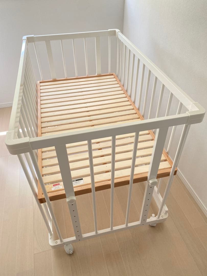 ファルスカ BED SIDE BED 03 ホワイト