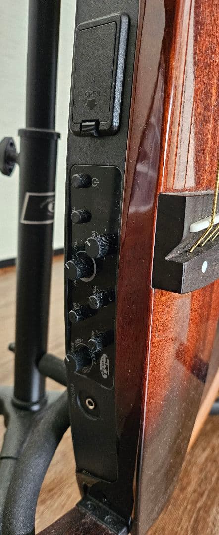 サイレントギター