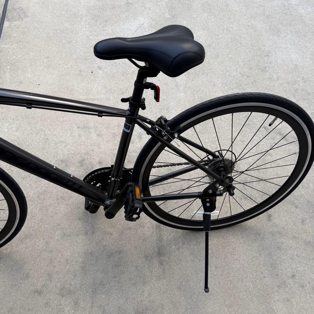 み*ー様 ほぼ新品　クロスバイク　ロードバイク　自転車　700c 黒色　大阪南部