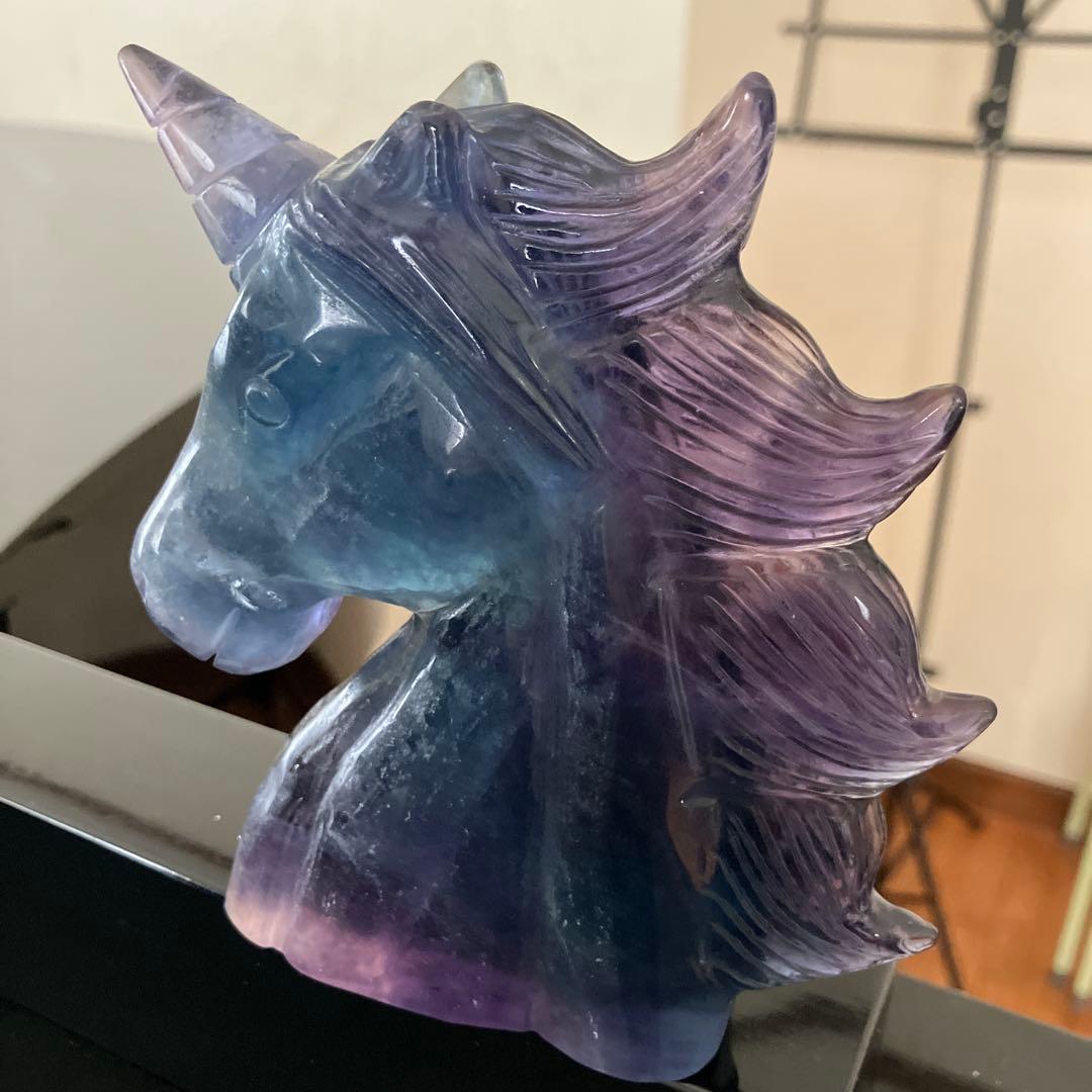 mameruさま専用　美！バイカラーフローライト　ユニコーン　天然石置物