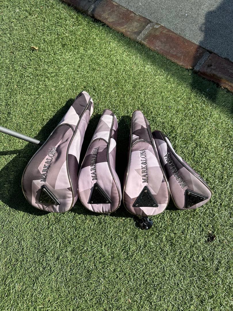 MARK&LONA スタンド式キャディバッグ グレーとブラック　ヘッドカバー付き