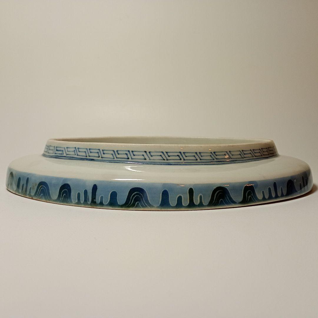 藍柿右衛門　雲龍文変形皿