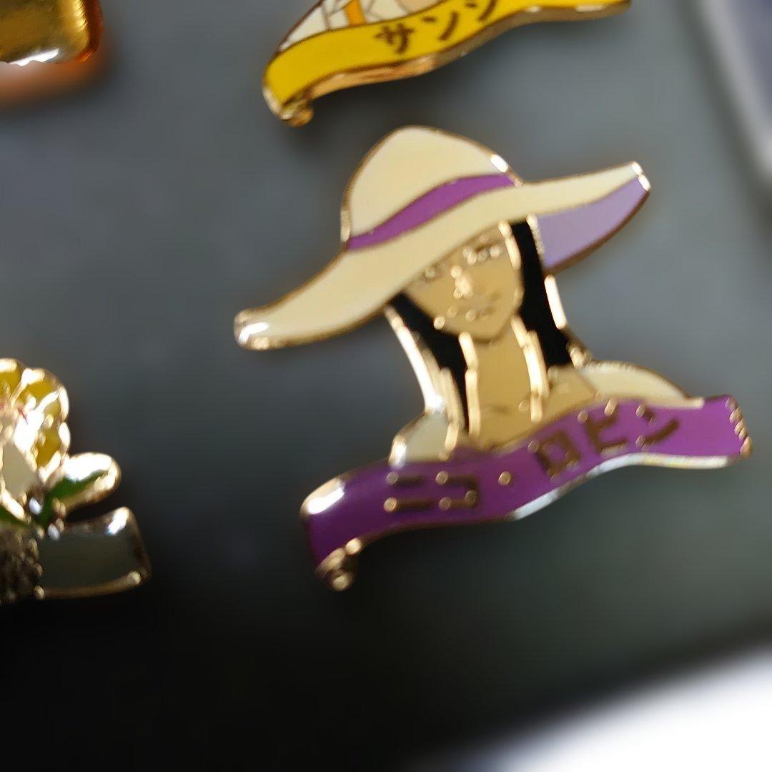 ワンピース キャラクターピンバッジセット