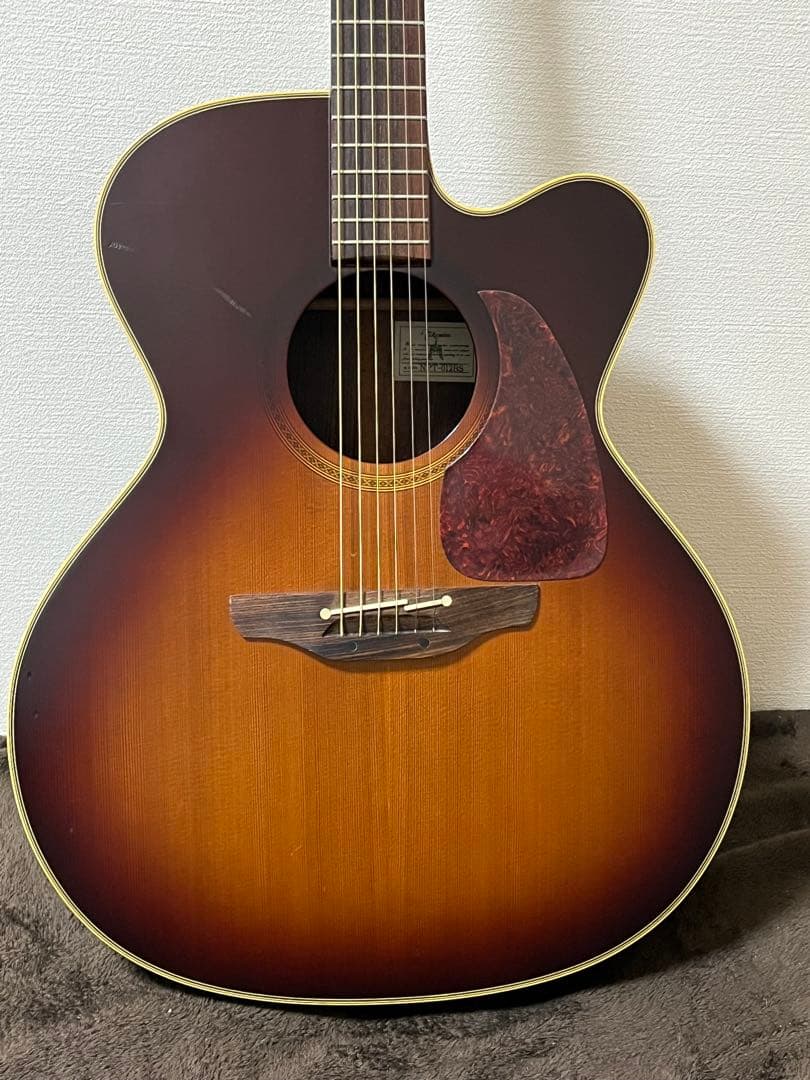 Takamine NPT-012BSエレアコギター長渕剛