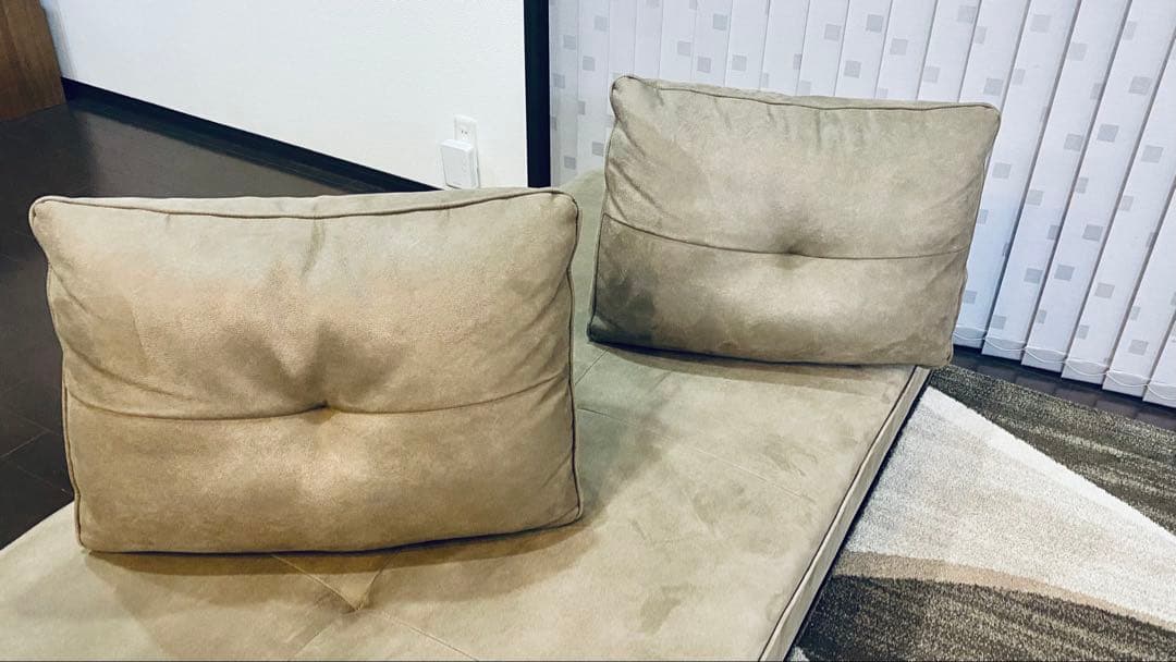 関家具　背クッション　2個