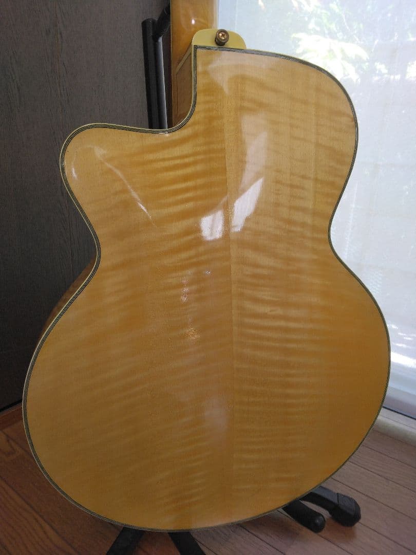 Eastman(イーストマン)　ジャズギター　フルアコ