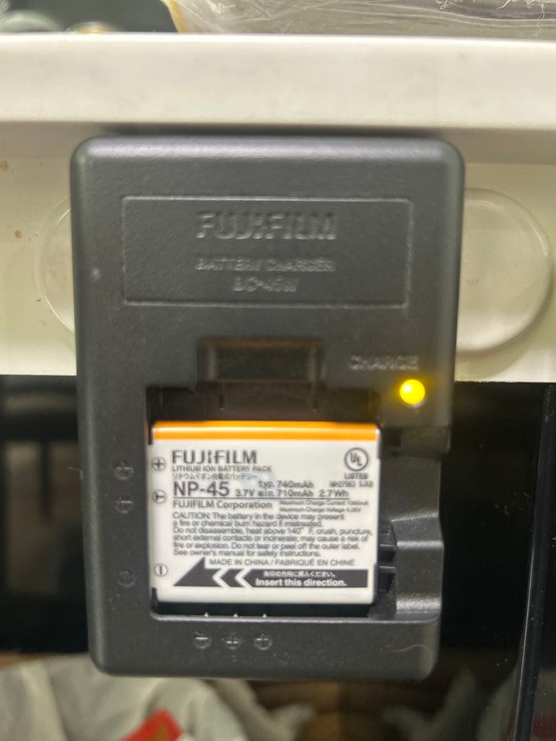 Fujifilm Z300 コンパクトデジタルカメラ　動作確認済み