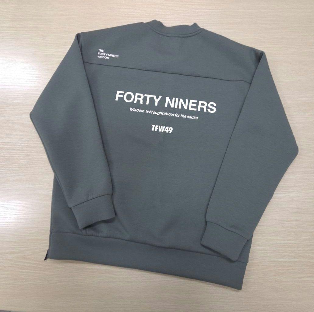 メンズウェア 89. TFW49 CARDBOARD MATERIAL CREW