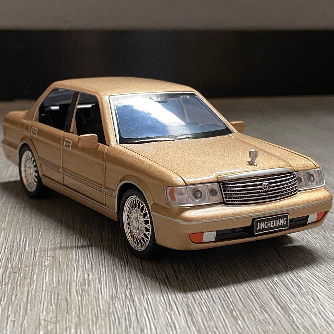 トヨタクラウンロイヤルクラシック Toyota Crown 