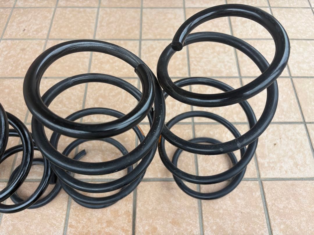 アルファード30系　純正スプリング 1台分セット