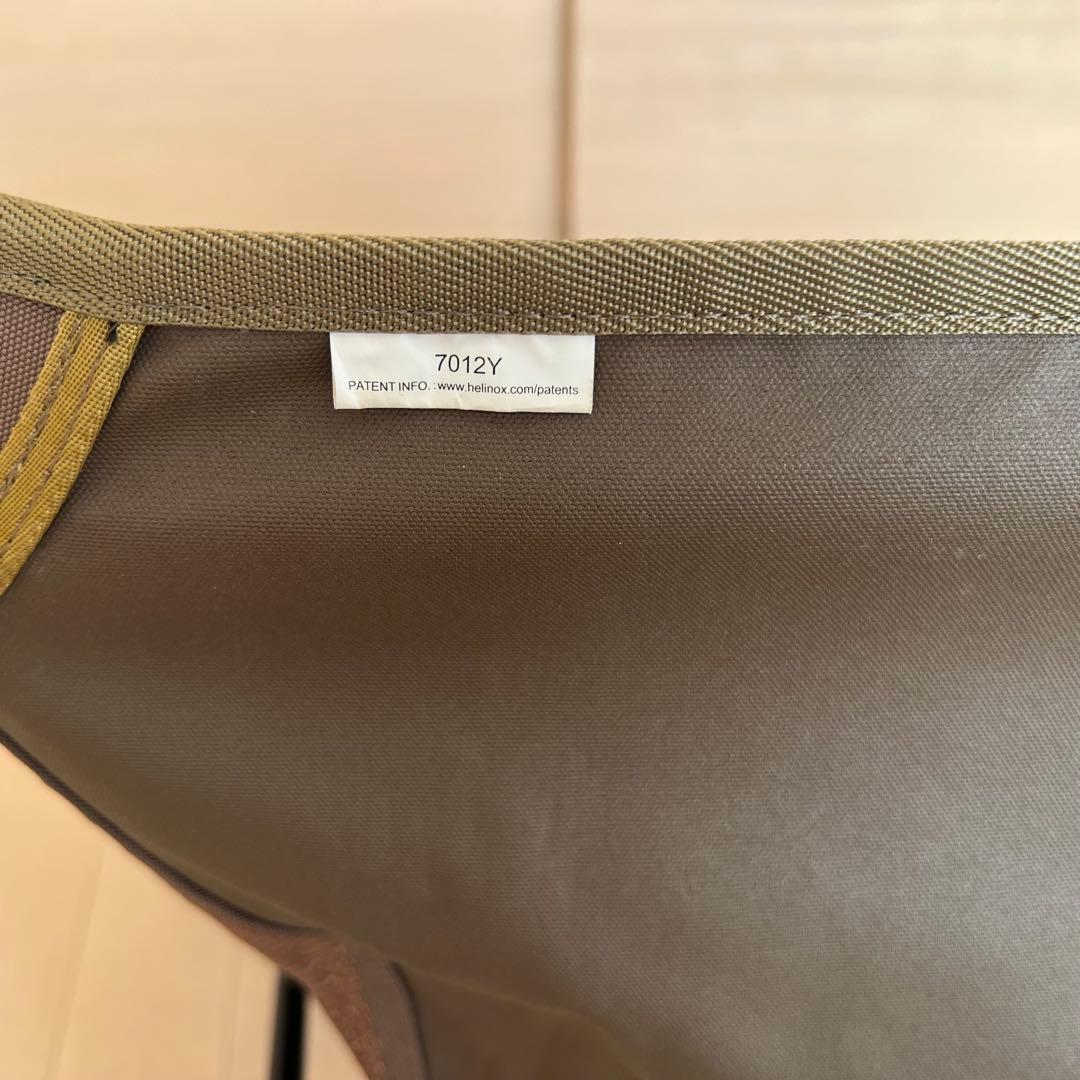 Helinox チェアワン CTNB