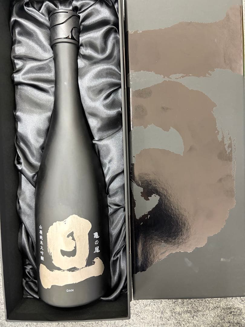 日本酒山梨 笹一酒造 旦ブラック プレミアム 亀の尾Black Premium