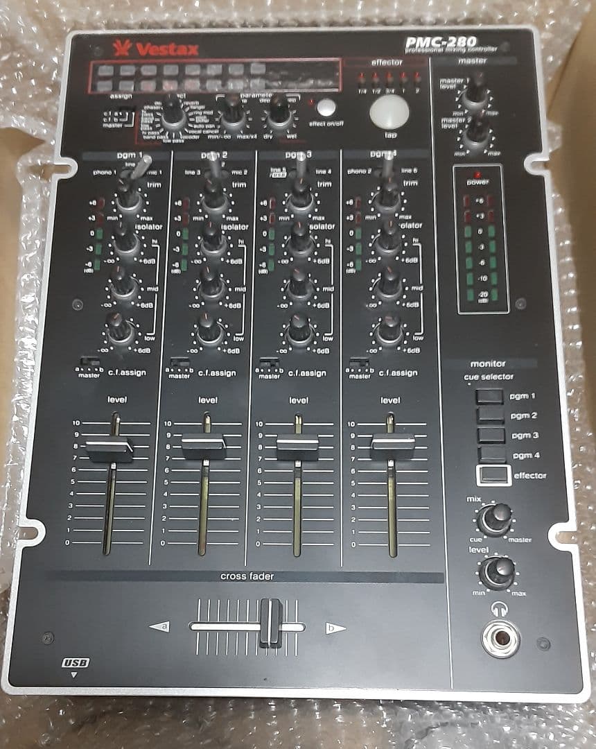 Vestax PMC-280 [DJミキサー]