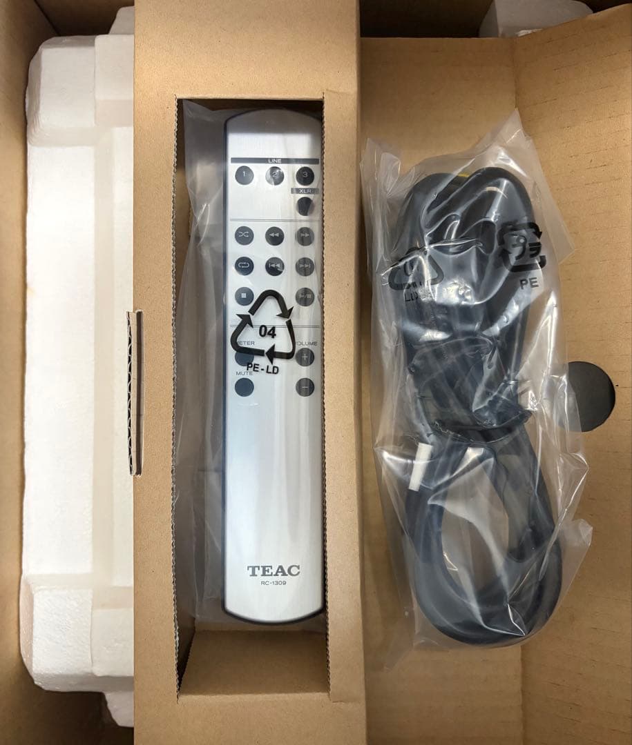 TEAC AX-501-B プリメインアンプ