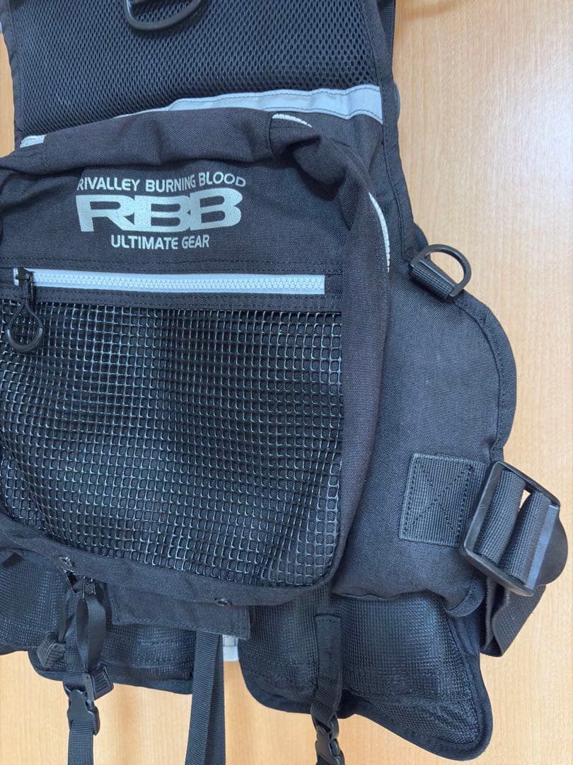 リバレイ　RBB ロックショアベスト2 フローティングベスト　8796