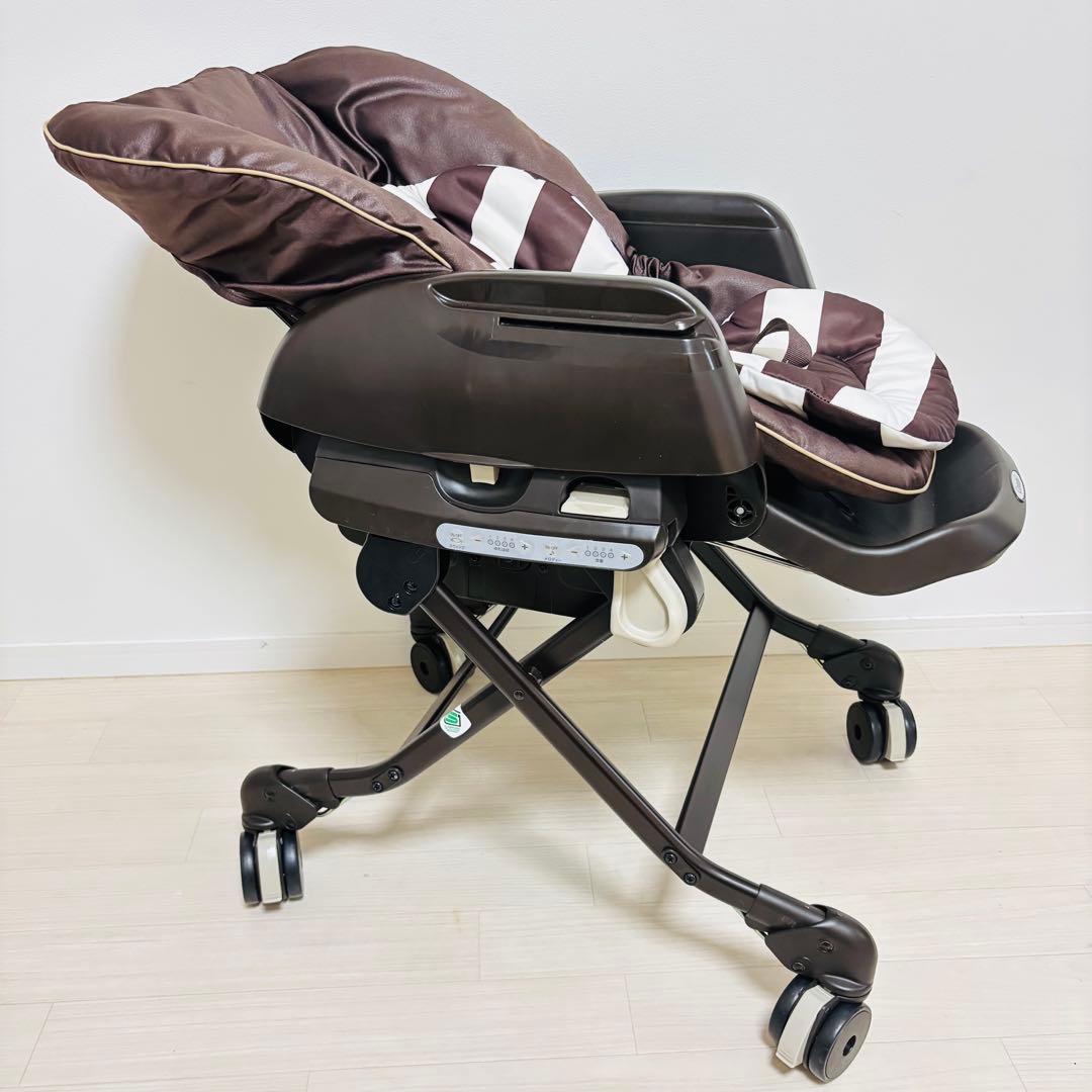 Combi ネムリラ4キャス AT 電動ハイローチェア オートスイング テーブル