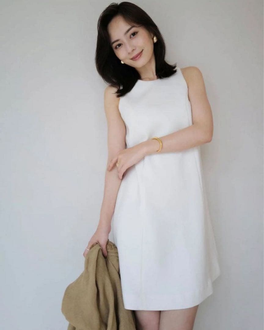 本日消します⭐︎anuans パネルカットミニワンピース　値下げ不可