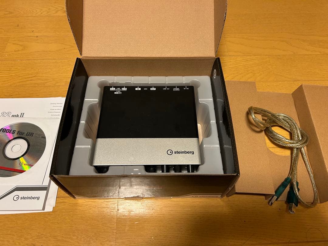 Steinberg UR 22 mkII USBオーディオインターフェース